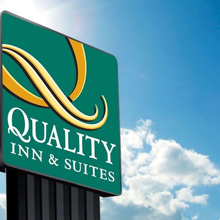 Quality Inn & Suites Wilsonville Exterior foto